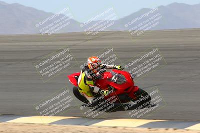 media/Apr-10-2022-SoCal Trackdays (Sun) [[f104b12566]]/Bowl (11am)/